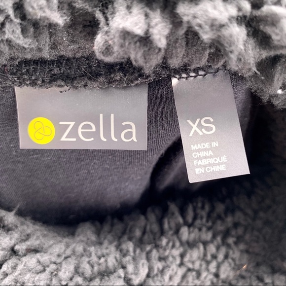 Zella Black Fleece Pullover Hoodie Size XS - Picture 5 of 6